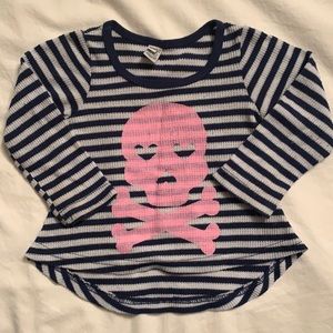 Infant knit skull and crossbones long sleeve top